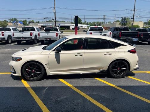 2024 Honda Civic Type R Base