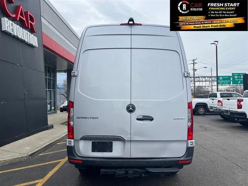 2024 Mercedes-Benz Sprinter 2500 ROOF 4-CYL HO