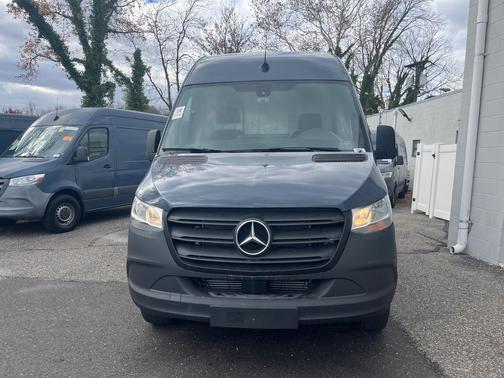 2019 Mercedes-Benz Sprinter 2500 DIESEL 144
