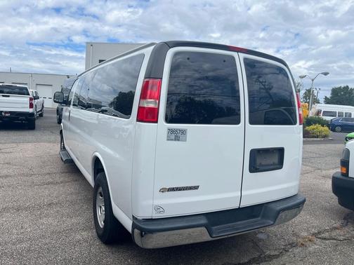 2019 Chevrolet Express 3500 LT