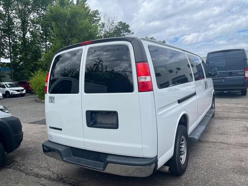 2019 Chevrolet Express 3500 LT