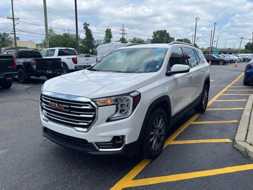 2023 GMC Terrain SLT