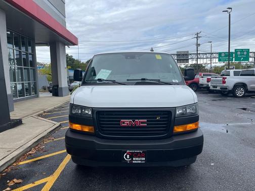 2024 GMC Savana 2500 Work Van