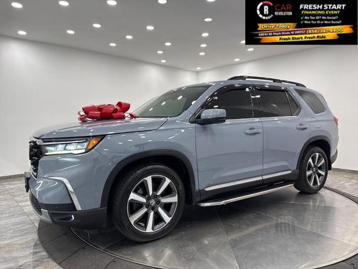 2024 Honda Pilot Touring