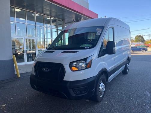2022 Ford Transit-250 MED ROOF