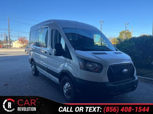 2022 Ford Transit-250 MED ROOF