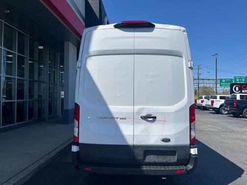 2022 Ford Transit-250 Base