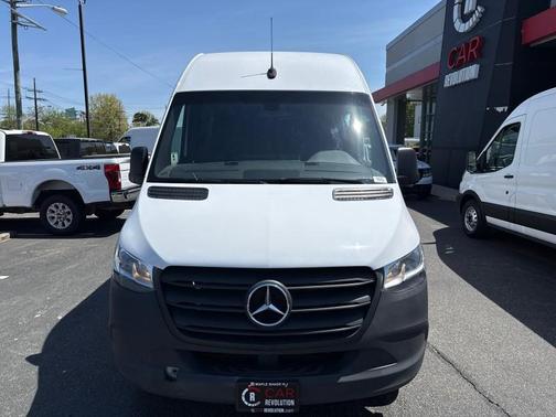 2023 Mercedes-Benz Sprinter 2500 