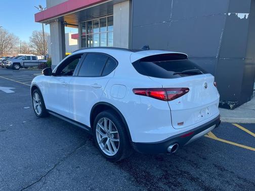 2019 Alfa Romeo Stelvio Ti
