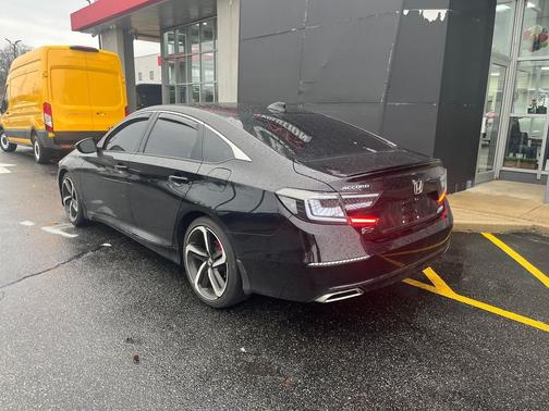 2022 Honda Accord Sport SE