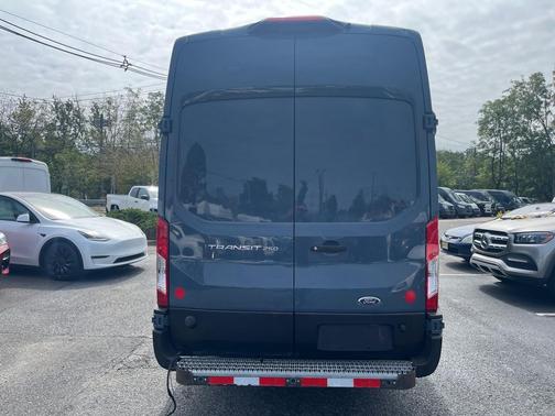2019 Ford Transit-250 Base