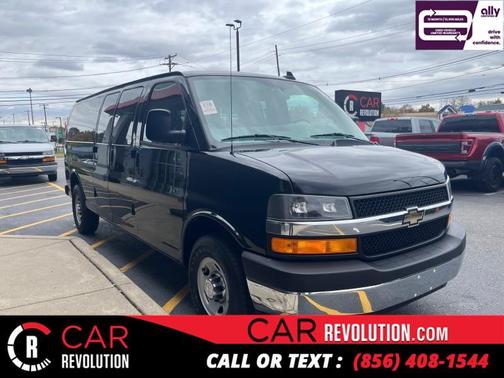 2017 Chevrolet Express 3500 LT