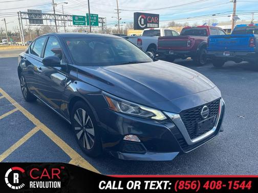 2022 Nissan Altima 2.5 SV