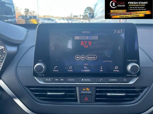 2022 Nissan Altima 2.5 SV