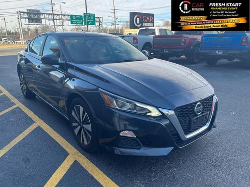 2022 Nissan Altima 2.5 SV