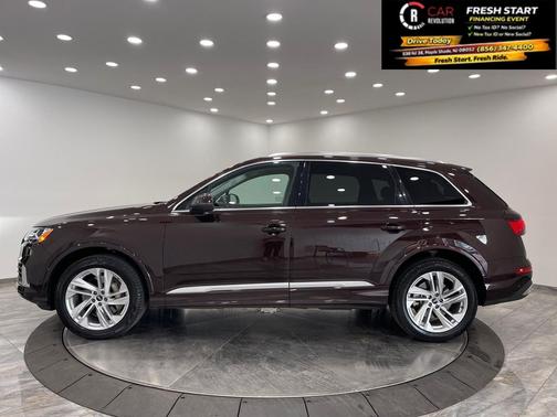 2021 Audi Q7 55 Premium Plus