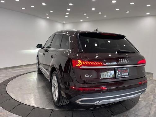 2021 Audi Q7 55 Premium Plus