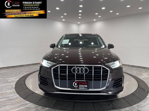2021 Audi Q7 55 Premium Plus
