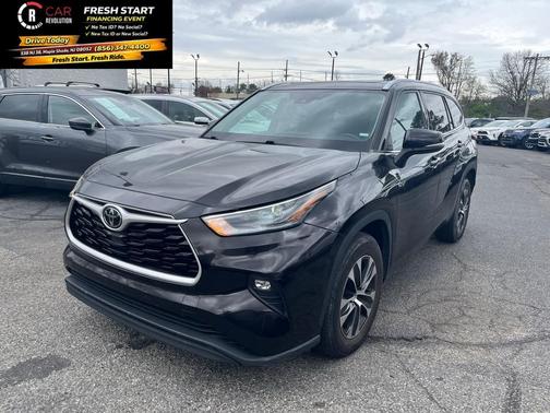 2021 Toyota Highlander XLE