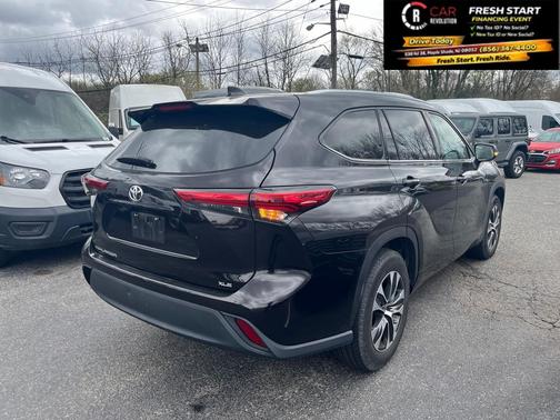 2021 Toyota Highlander XLE