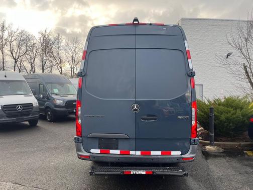 2019 Mercedes-Benz Sprinter 2500 