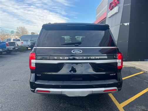 2023 Ford Expedition Max XLT