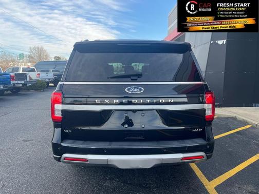 2023 Ford Expedition Max XLT