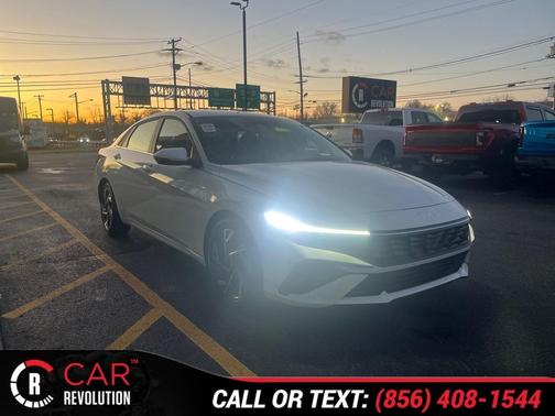 2025 Hyundai ELANTRA HEV Limited