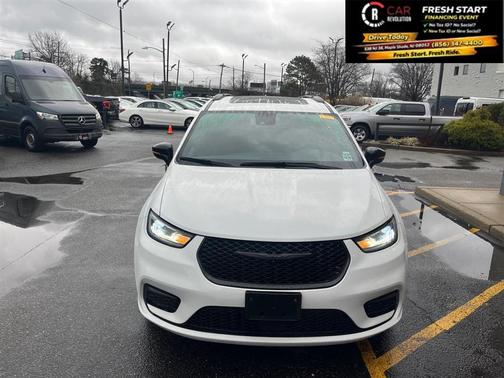 2025 Chrysler Pacifica Limited