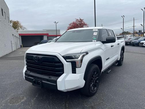 2023 Toyota Tundra SR5