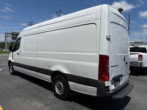 2023 Mercedes-Benz Sprinter 2500