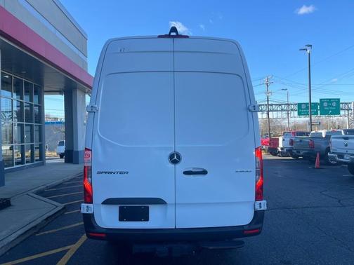2022 Mercedes-Benz Sprinter 2500 HIGH ROOF I4