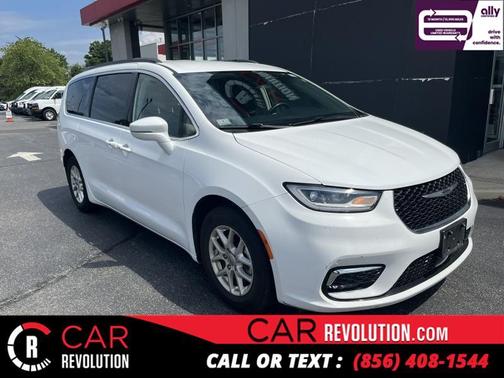 2022 Chrysler Pacifica Touring-L