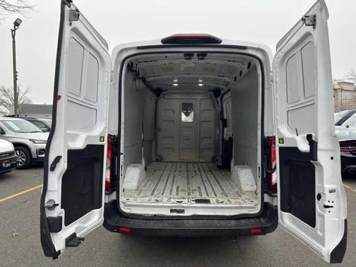 2022 Ford Transit-250 T-250 148 9070 GVWR