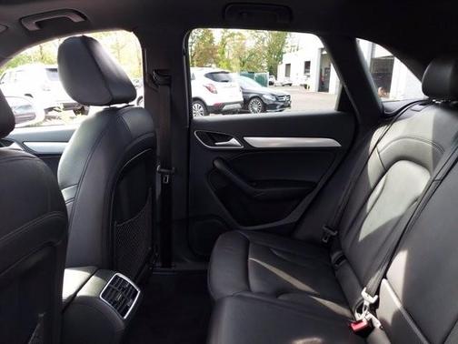 2018 Audi Q3 2.0T Premium for sale in Maple Shade, NJ - image 17