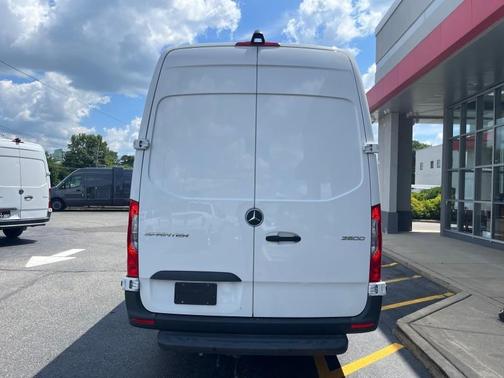 2023 Mercedes-Benz Sprinter 2500 HIGH ROOF 170