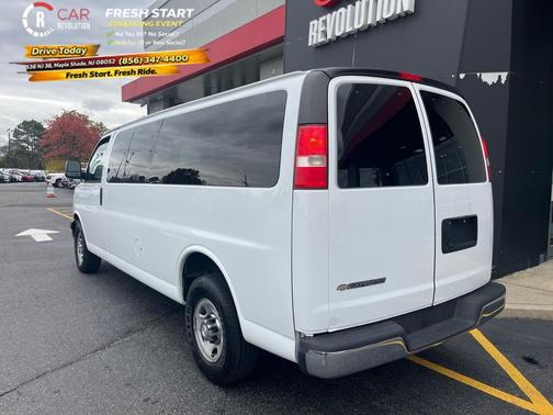 2017 Chevrolet Express 3500 LT