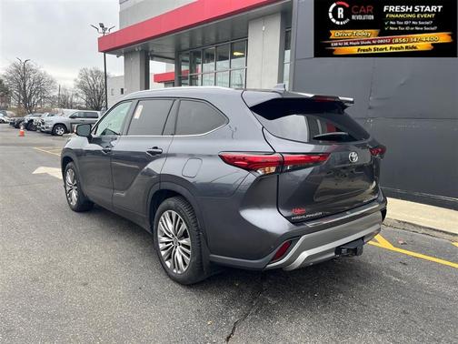 2020 Toyota Highlander Platinum