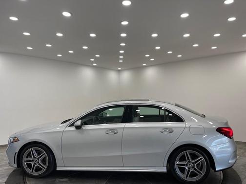 2022 Mercedes-Benz A-Class A 220 4MATIC