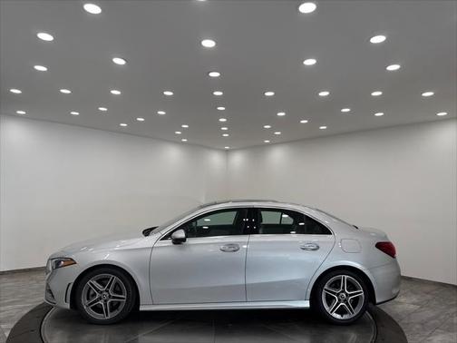 2022 Mercedes-Benz A-Class A 220 4MATIC
