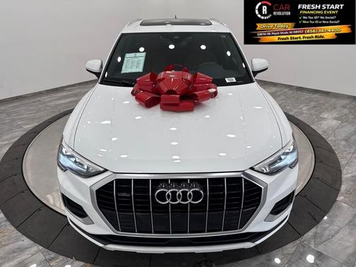 2022 Audi Q3 40 Premium