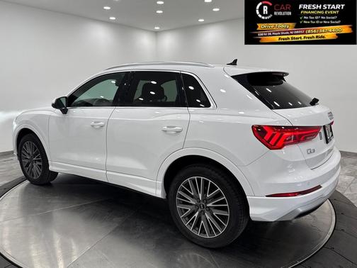 2022 Audi Q3 40 Premium