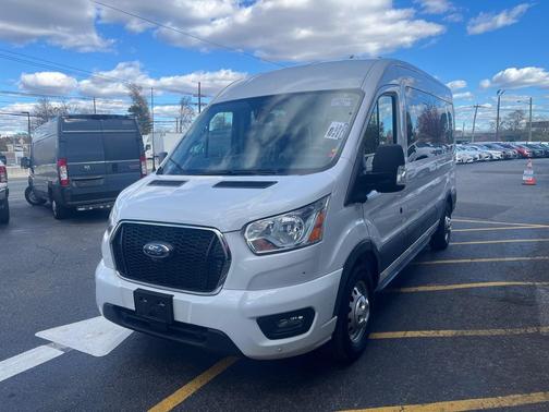 2022 Ford Transit-350 XLT