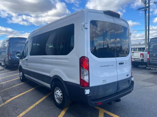 2022 Ford Transit-350 XLT