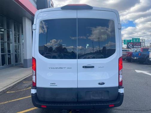 2022 Ford Transit-350 XLT
