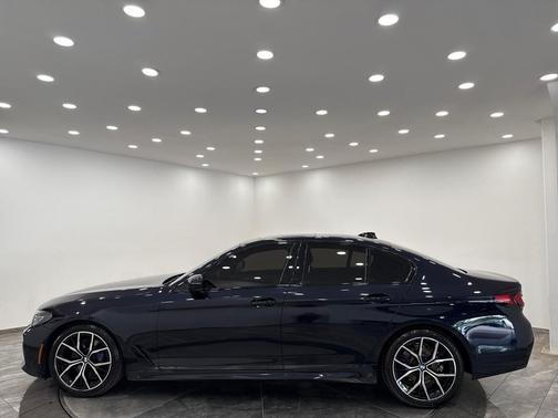 2022 BMW 530 i xDrive