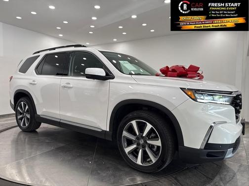 2025 Honda Pilot Elite AWD