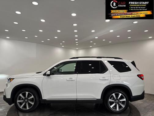 2025 Honda Pilot Elite AWD