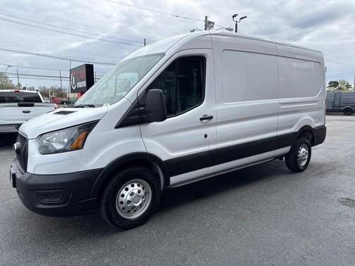 2023 Ford Transit-250