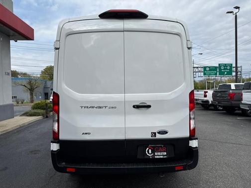 2023 Ford Transit-250